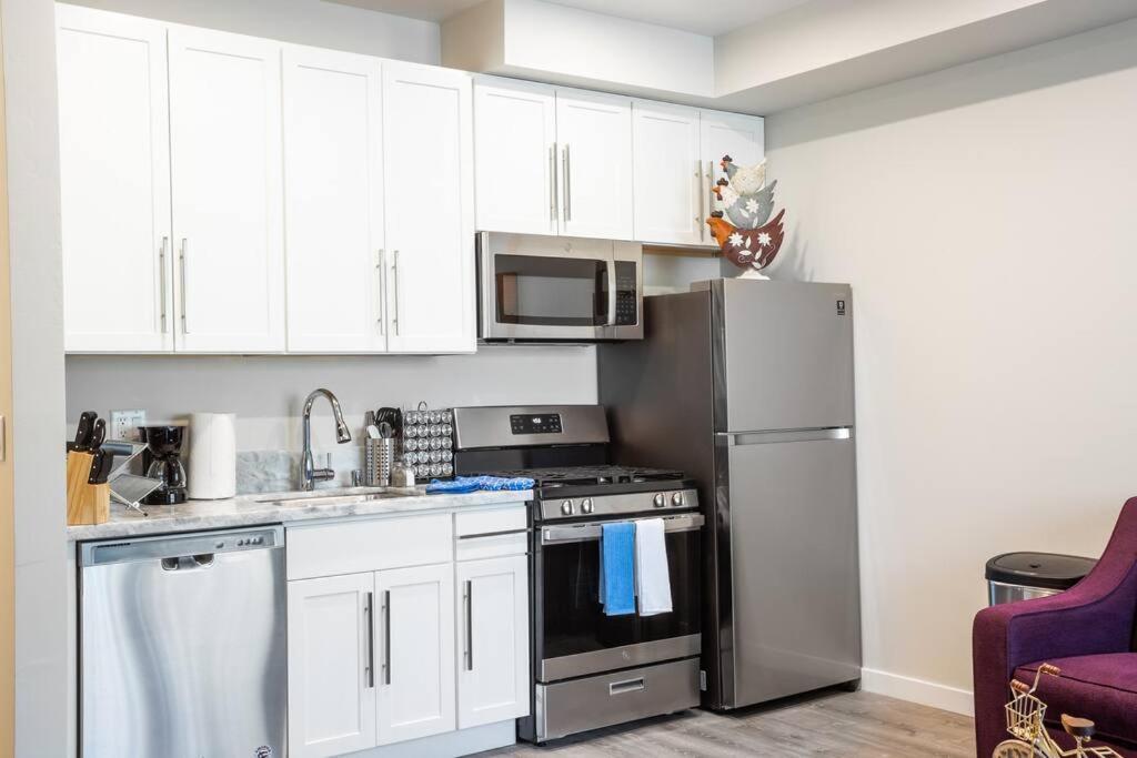 1-Bedroom With Cali King Size Bed In San Diego Exteriér fotografie